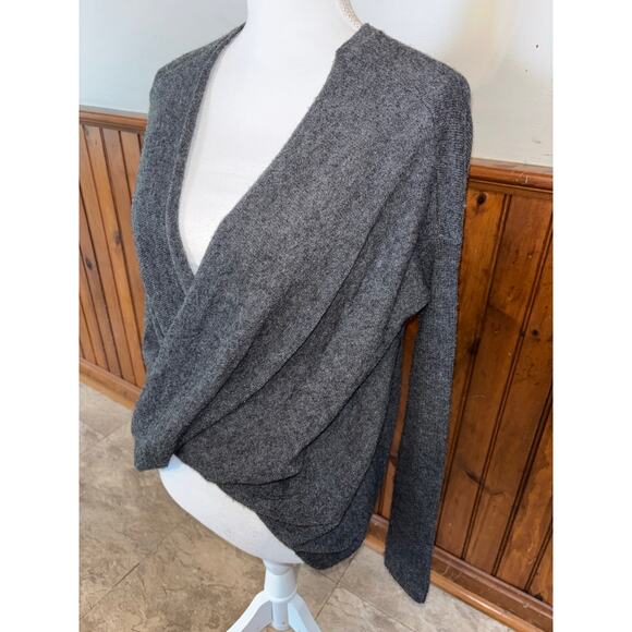 Athleta Womens Finale Gray Wool Cashmere Convertible Sweater Thumbholes XS - Picture 4 of 10